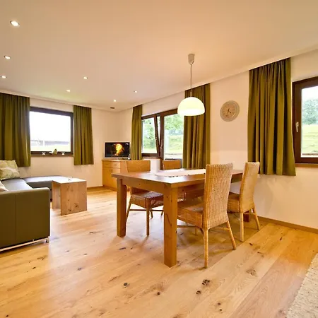 Haus Sonnwend 엘마우